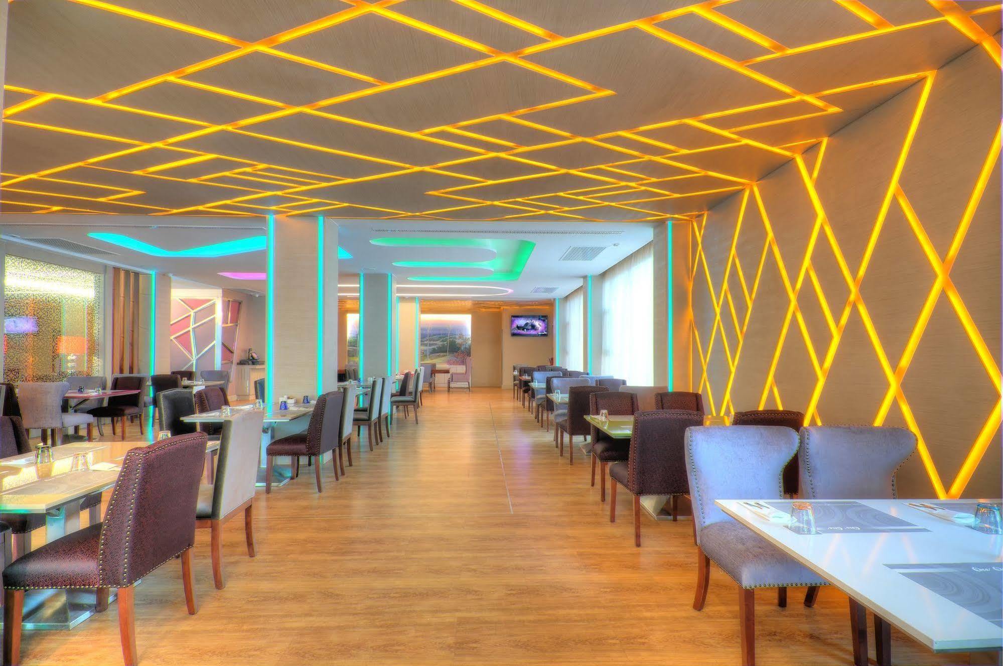 One One Bangkok Banguecoque Exterior foto